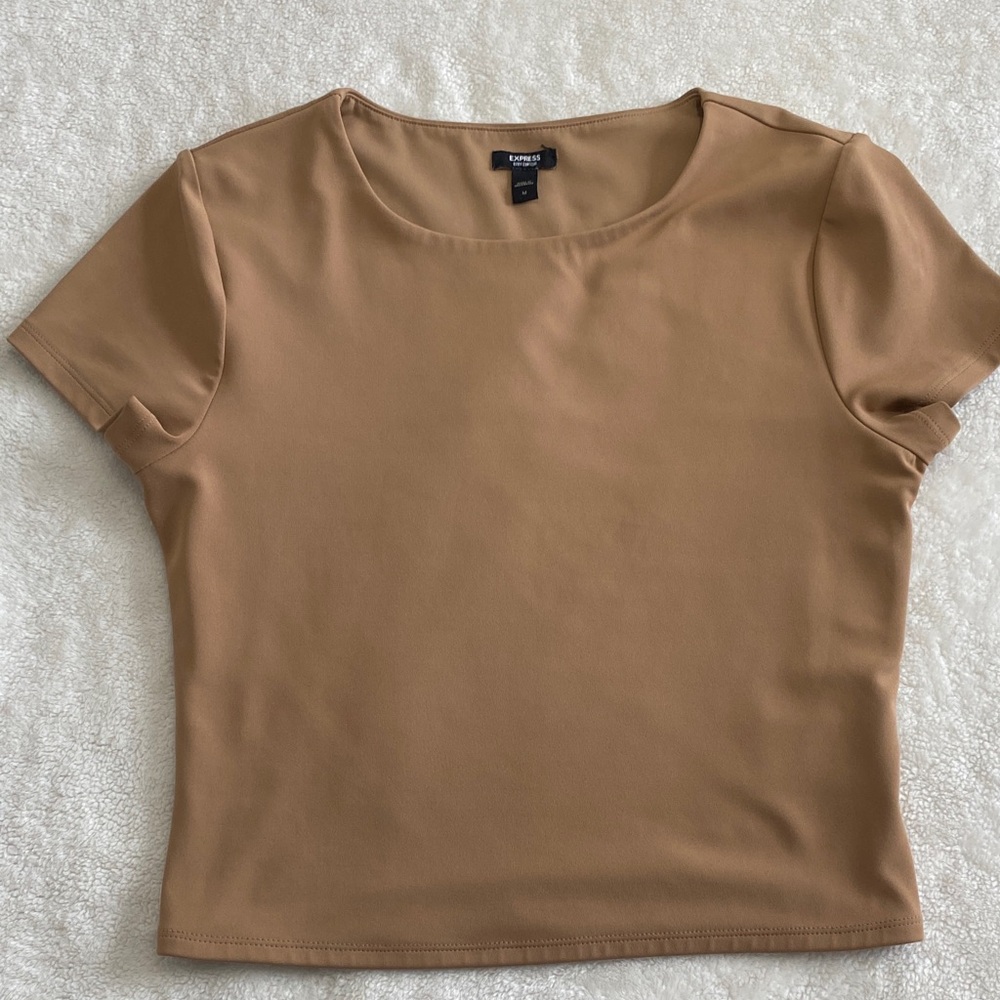 Express Camel Short Sleeve Tee
